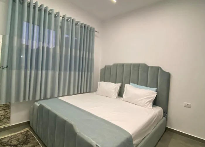 Premium , Lägenhet Golem (Tirana)